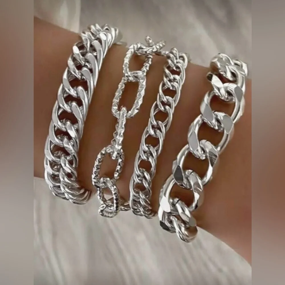 Set‎ of 4 Silver Tone Chain Bracelet Set